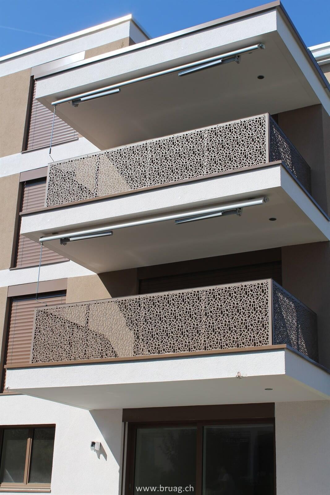 Sichtschutz Balkon - pfiffige preiswerte Alternativen - es muss nicht immer Bambus oder Folie sein